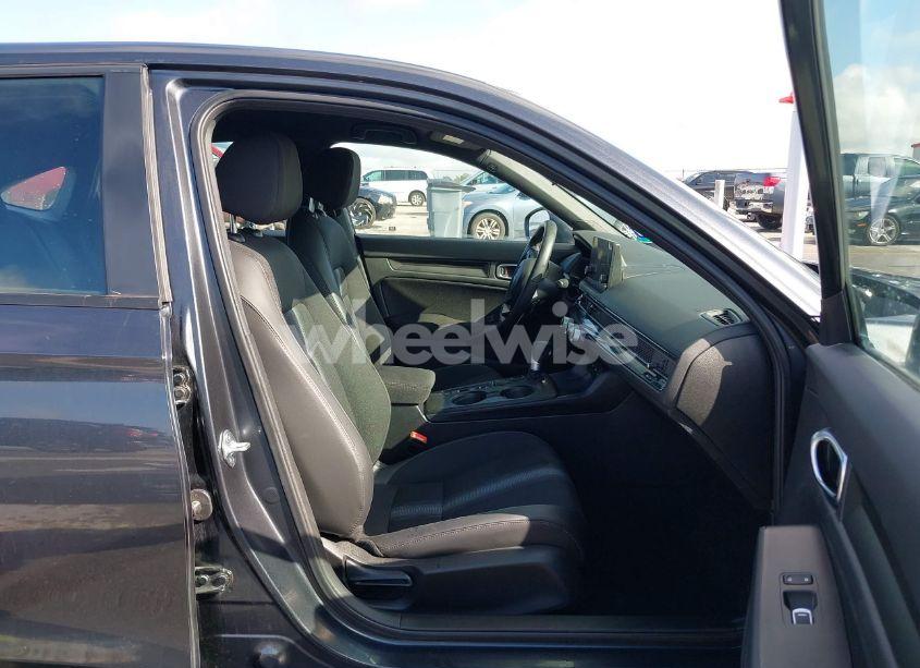 Photo 5 of 2025 Honda Civic SPORT (VIN 2HGFE2F58SH556809)