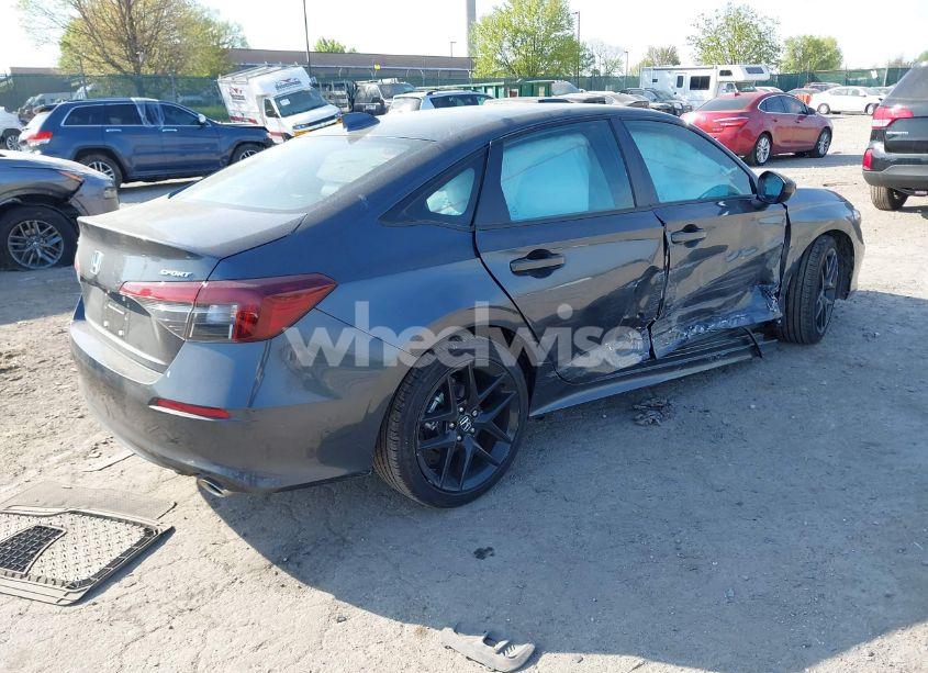 Photo 4 of 2025 Honda Civic SPORT (VIN 2HGFE2F58SH572993)