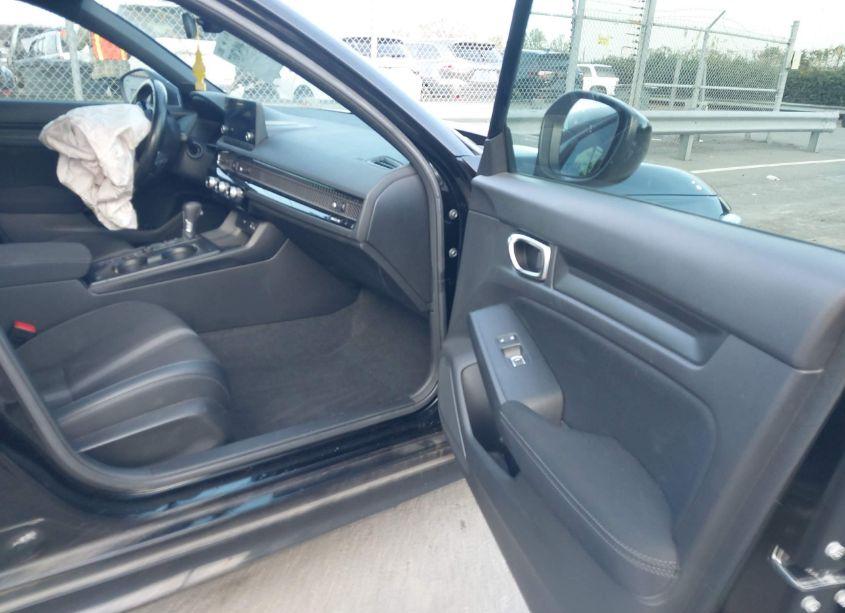 Photo 5 of 2022 Honda Civic SPORT (VIN 2HGFE2F59NH546195)