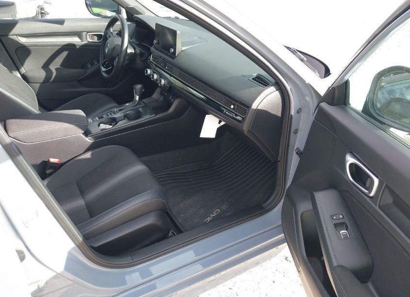 Photo 5 of 2024 Honda Civic SPORT (VIN 2HGFE2F59RH516118)