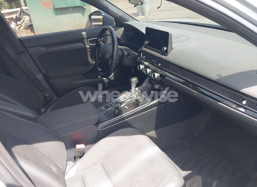 Photo 5 of 2024 Honda Civic SPORT (VIN 2HGFE2F59RH519780)