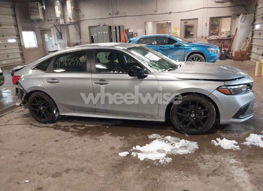 Photo 13 of 2024 Honda Civic SPORT (VIN 2HGFE2F59RH520699)