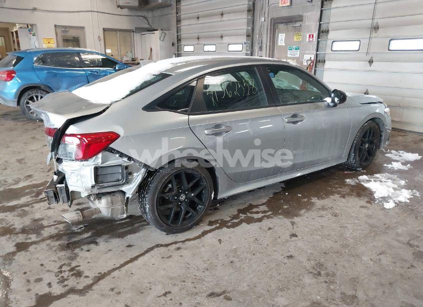 Photo 4 of 2024 Honda Civic SPORT (VIN 2HGFE2F59RH520699)