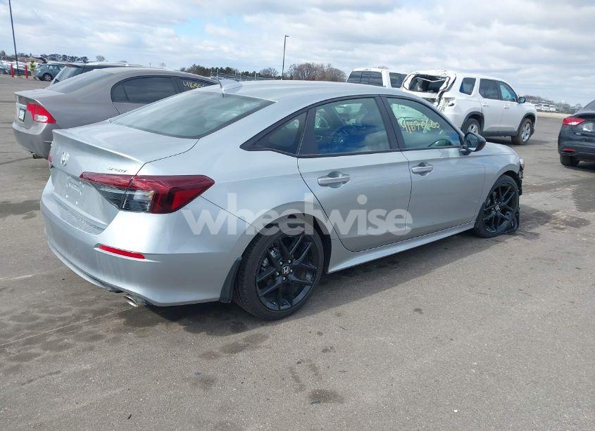 Photo 4 of 2025 Honda Civic SPORT (VIN 2HGFE2F59SH513953)