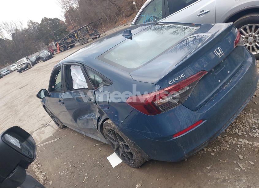 Photo 3 of 2025 Honda Civic SPORT (VIN 2HGFE2F59SH526380)