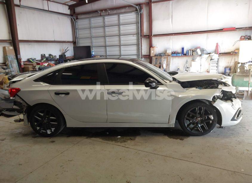 Photo 13 of 2022 Honda Civic SPORT (VIN 2HGFE2F5XNH508393)