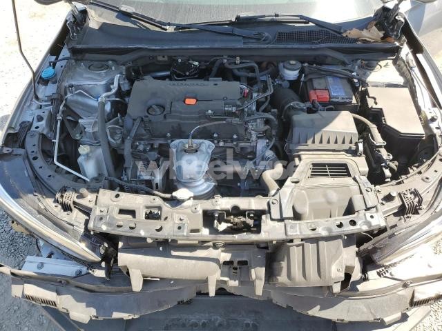 Photo 8 of 2022 HONDA CIVIC SPORT (VIN 2HGFE2F5XNH523833)