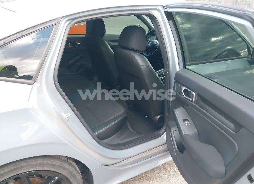 Photo 8 of 2022 Honda Civic SPORT (VIN 2HGFE2F5XNH555908)