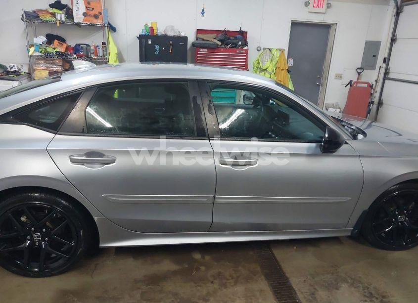 Photo 13 of 2022 Honda Civic SPORT (VIN 2HGFE2F5XNH561014)