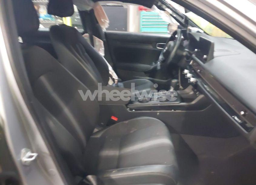 Photo 5 of 2022 Honda Civic SPORT (VIN 2HGFE2F5XNH561014)