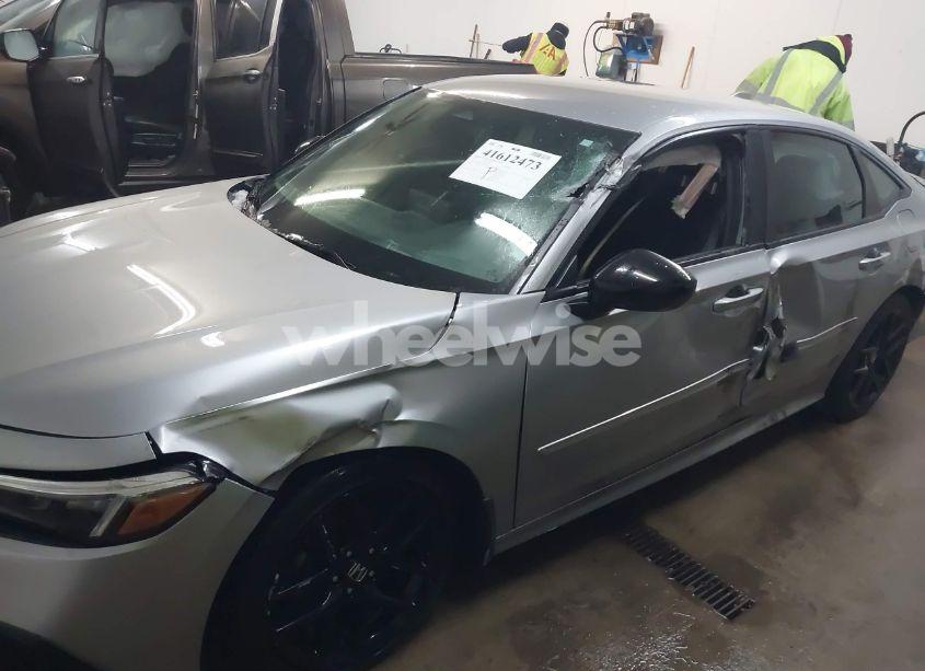 Photo 6 of 2022 Honda Civic SPORT (VIN 2HGFE2F5XNH561014)