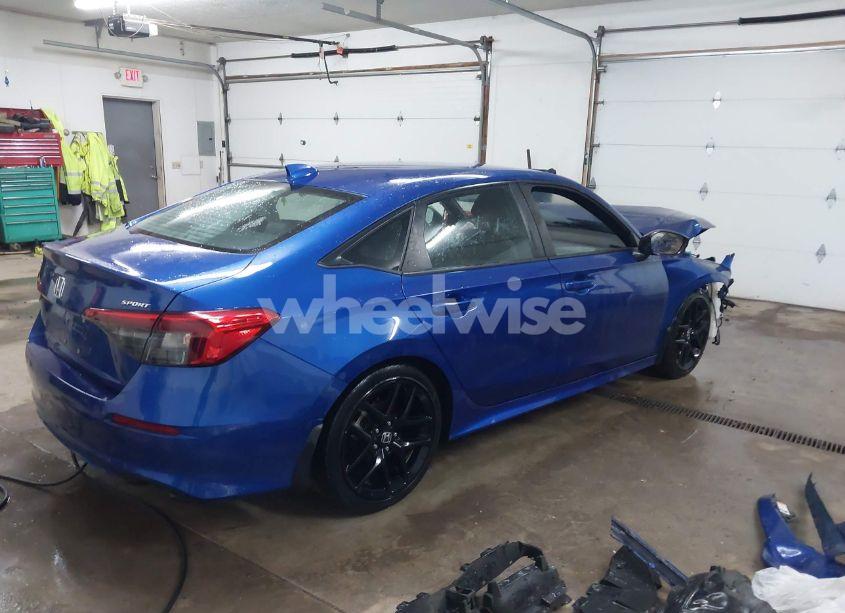 Photo 4 of 2022 Honda Civic SPORT (VIN 2HGFE2F5XNH575415)