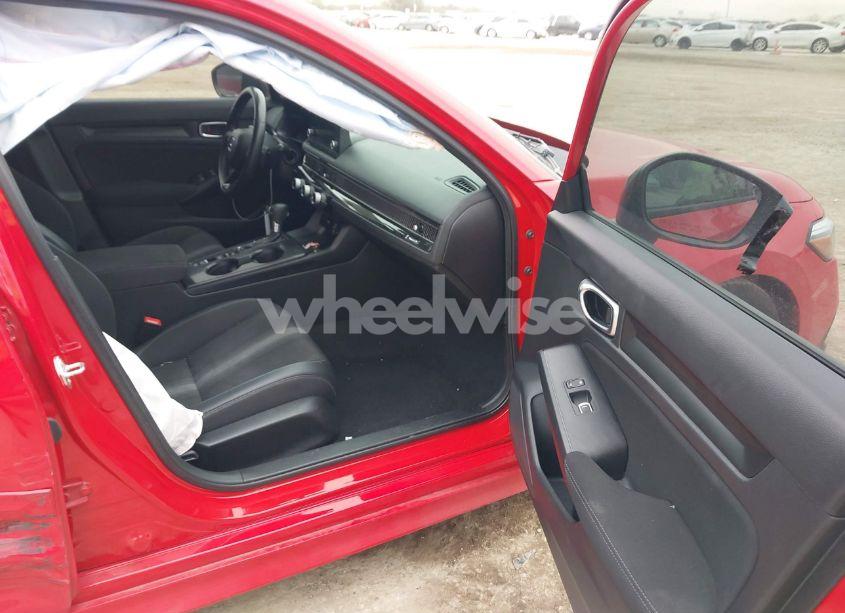 Photo 5 of 2022 Honda Civic SPORT (VIN 2HGFE2F5XNH592909)