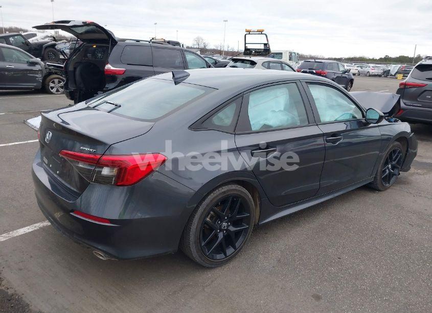 Photo 4 of 2022 Honda Civic SPORT (VIN 2HGFE2F5XNH603892)