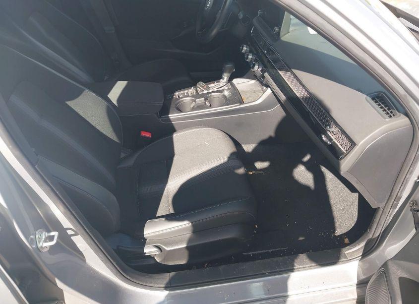 Photo 5 of 2023 Honda Civic SPORT (VIN 2HGFE2F5XPH523348)