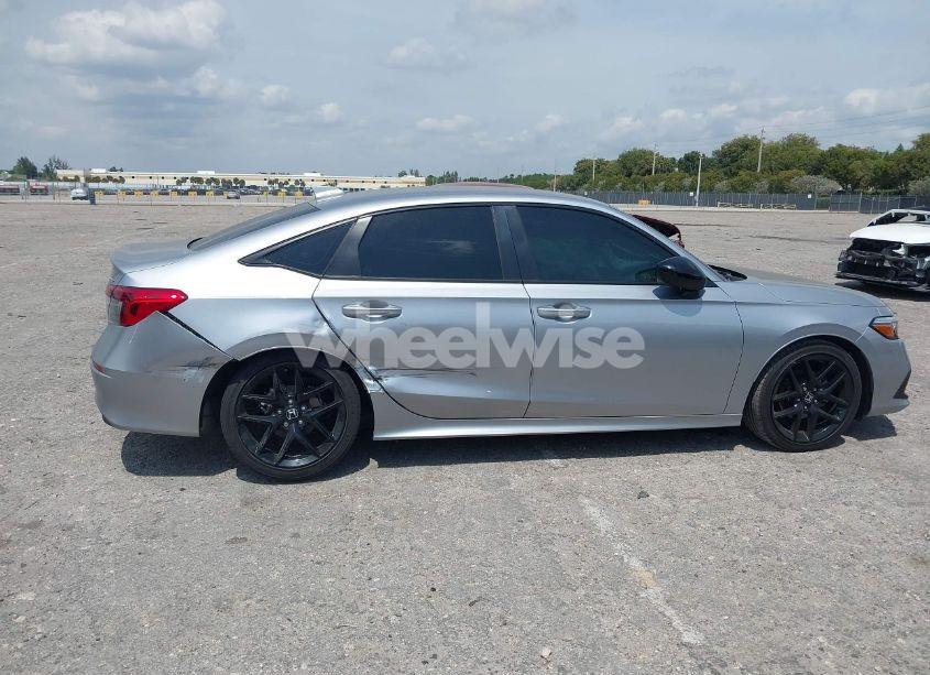 Photo 6 of 2024 Honda Civic SPORT (VIN 2HGFE2F5XRH505368)