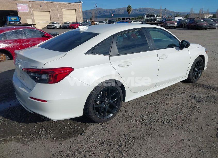 Photo 4 of 2024 Honda Civic SPORT (VIN 2HGFE2F5XRH508027)