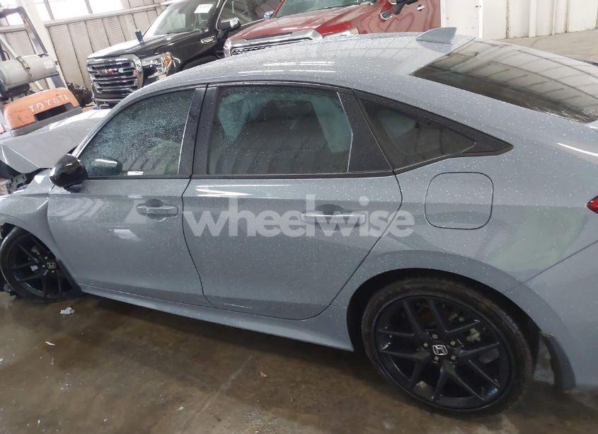 Photo 14 of 2024 Honda Civic SPORT (VIN 2HGFE2F5XRH521120)