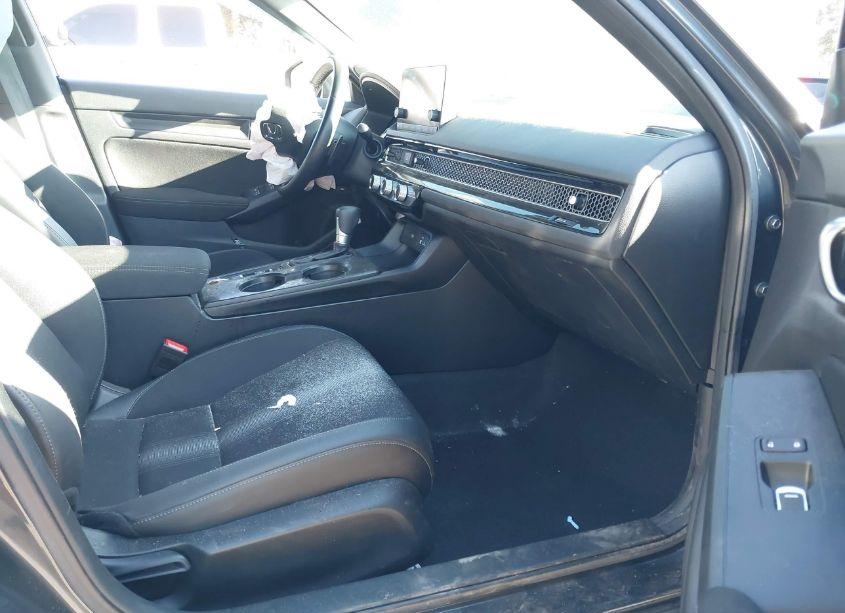 Photo 5 of 2024 Honda Civic SPORT (VIN 2HGFE2F5XRH558720)