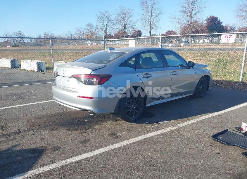 Photo 4 of 2025 Honda Civic SPORT (VIN 2HGFE2F5XSH517073)