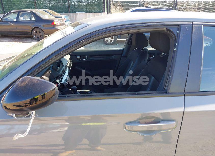 Photo 18 of 2025 Honda Civic SPORT (VIN 2HGFE2F5XSH521799)