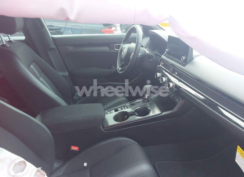 Photo 5 of 2025 Honda Civic SPORT (VIN 2HGFE2F5XSH543480)