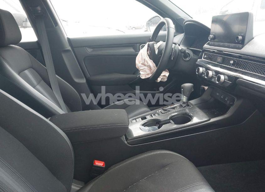 Photo 5 of 2025 Honda Civic SPORT (VIN 2HGFE2F5XSH553751)