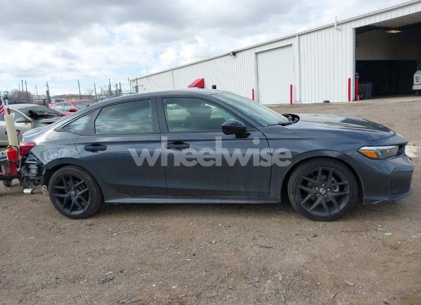 Photo 14 of 2025 Honda Civic SPORT (VIN 2HGFE2F5XSH561073)