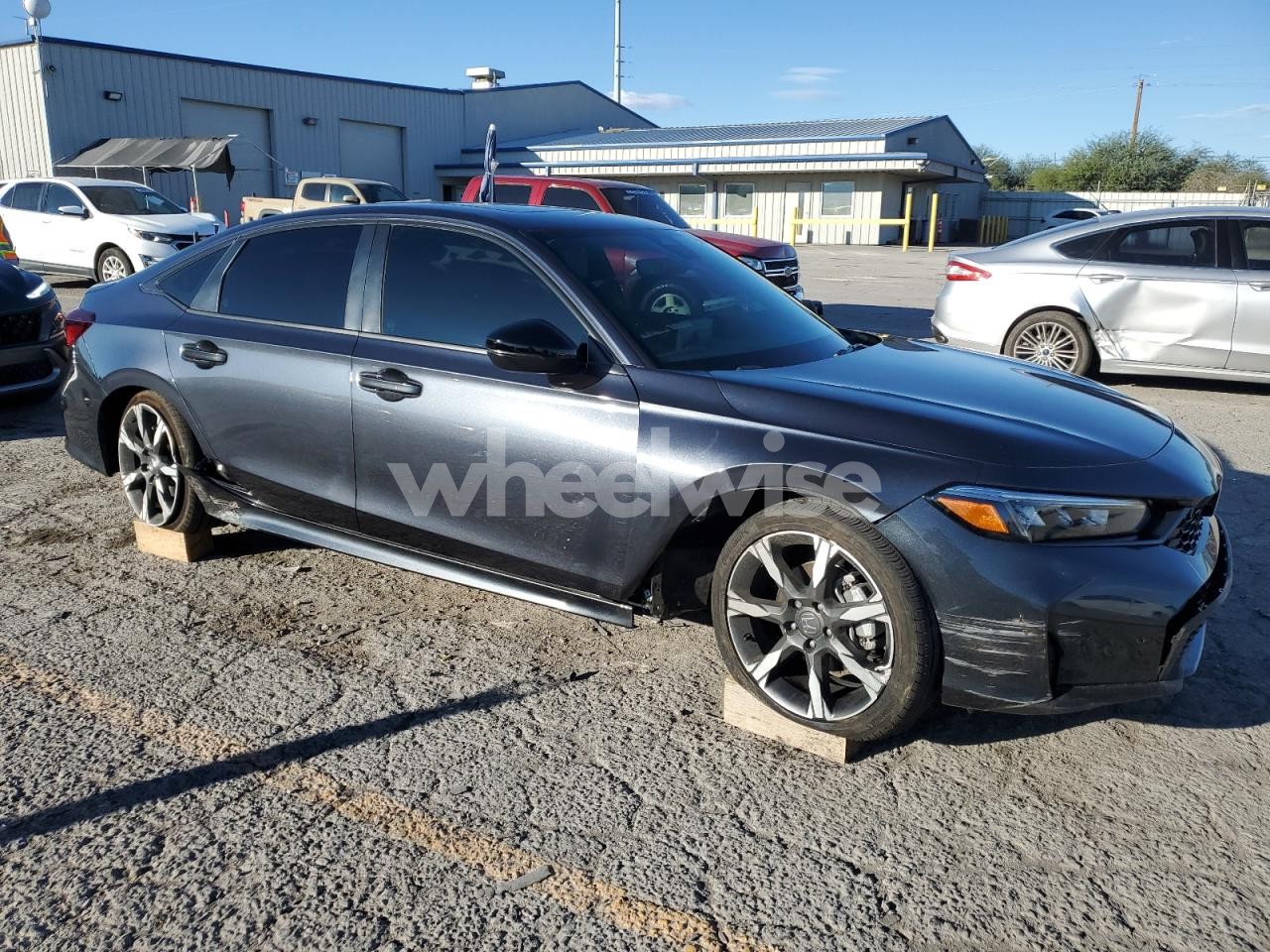 Photo 4 of 2025 HONDA CIVIC SPORT (VIN 2HGFE4F80SH331242)