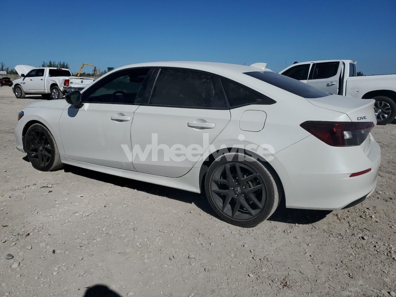 Photo 2 of 2025 HONDA CIVIC SPORT (VIN 2HGFE4F81SH318936)