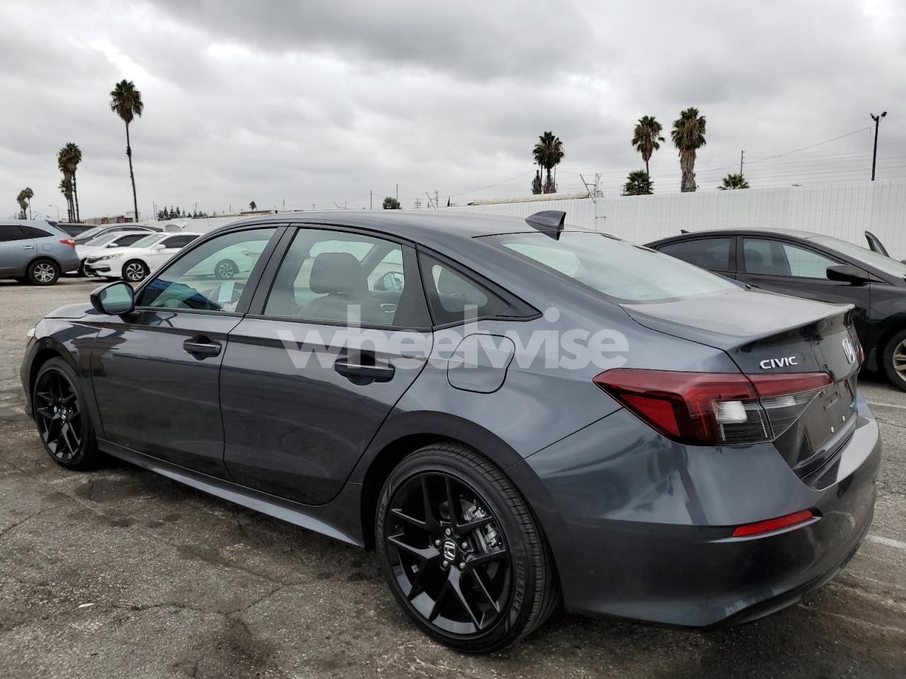 Photo 2 of 2025 HONDA CIVIC SPORT (VIN 2HGFE4F82SH323563)
