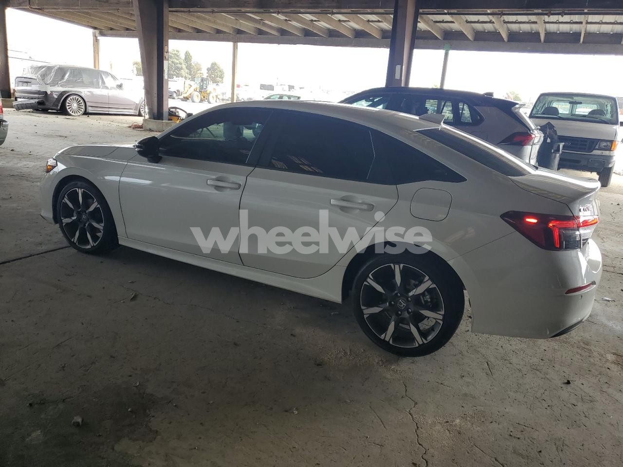 Photo 2 of 2026 HONDA CIVIC SPORT (VIN 2HGFE4F82TH301662)