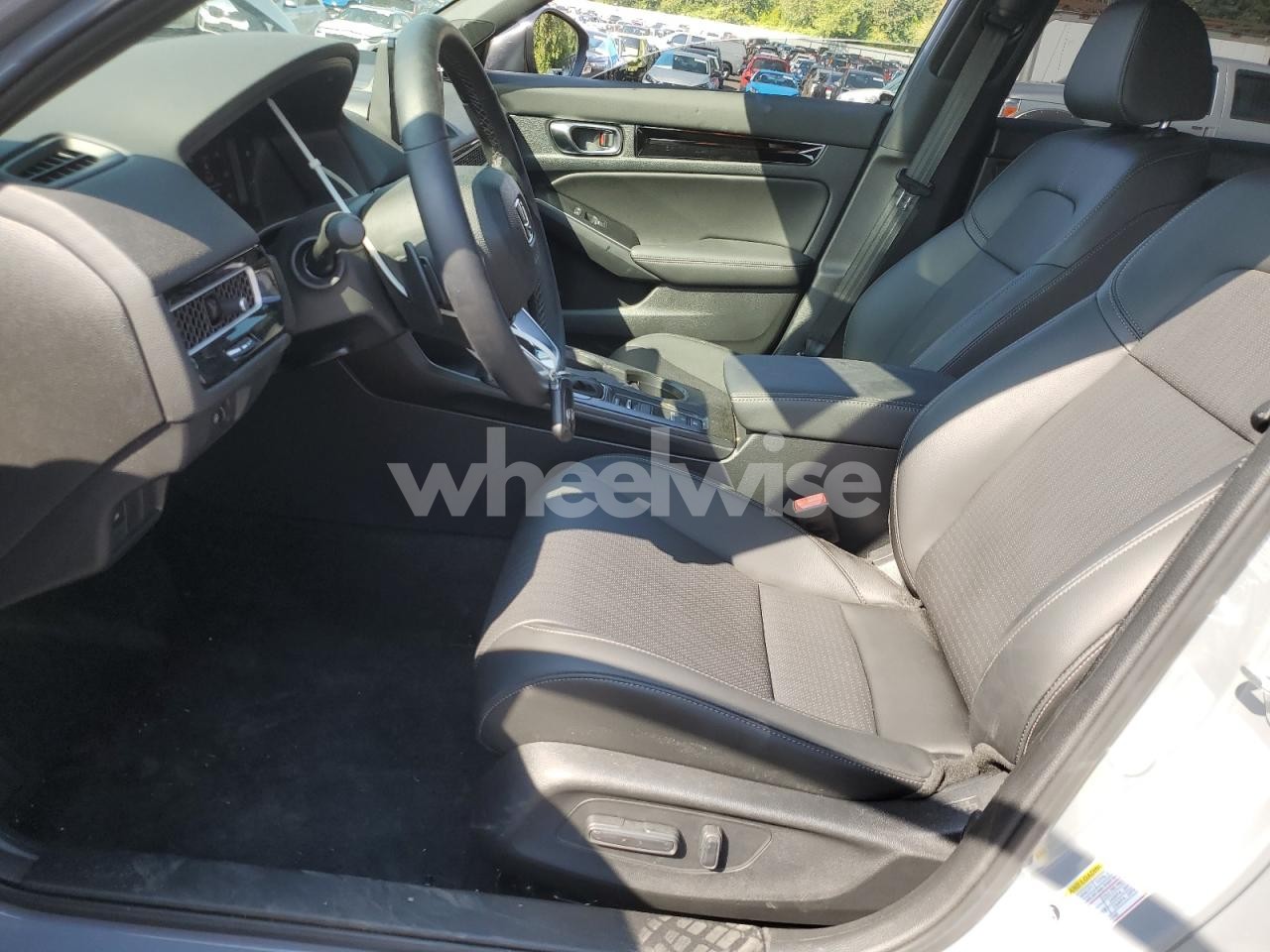 Photo 7 of 2025 HONDA CIVIC SPORT (VIN 2HGFE4F84SH327498)