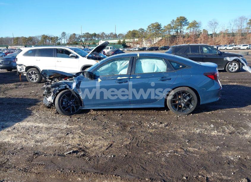 Photo 14 of 2025 Honda Civic N/A (VIN 2HGFE4F86SH320181)