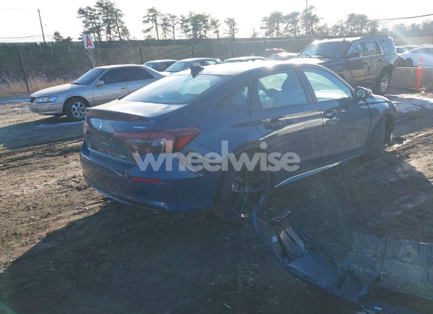 Photo 4 of 2025 Honda Civic N/A (VIN 2HGFE4F86SH320181)