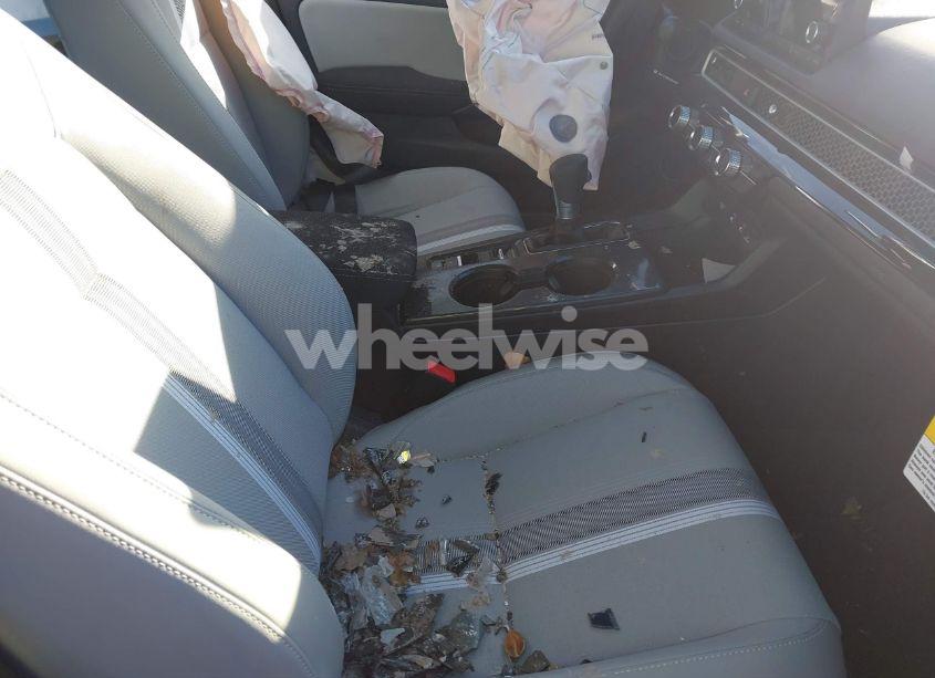 Photo 5 of 2025 Honda Civic N/A (VIN 2HGFE4F86SH320181)