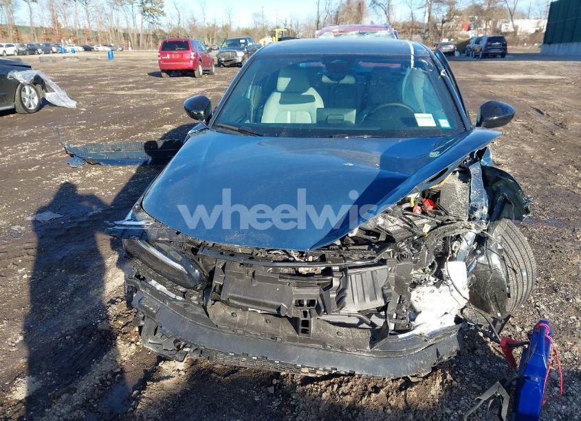 Photo 6 of 2025 Honda Civic N/A (VIN 2HGFE4F86SH320181)