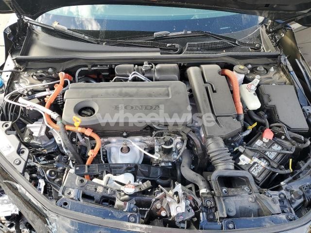 Photo 4 of 2025 HONDA CIVIC SPORT (VIN 2HGFE4F8XSH324895)