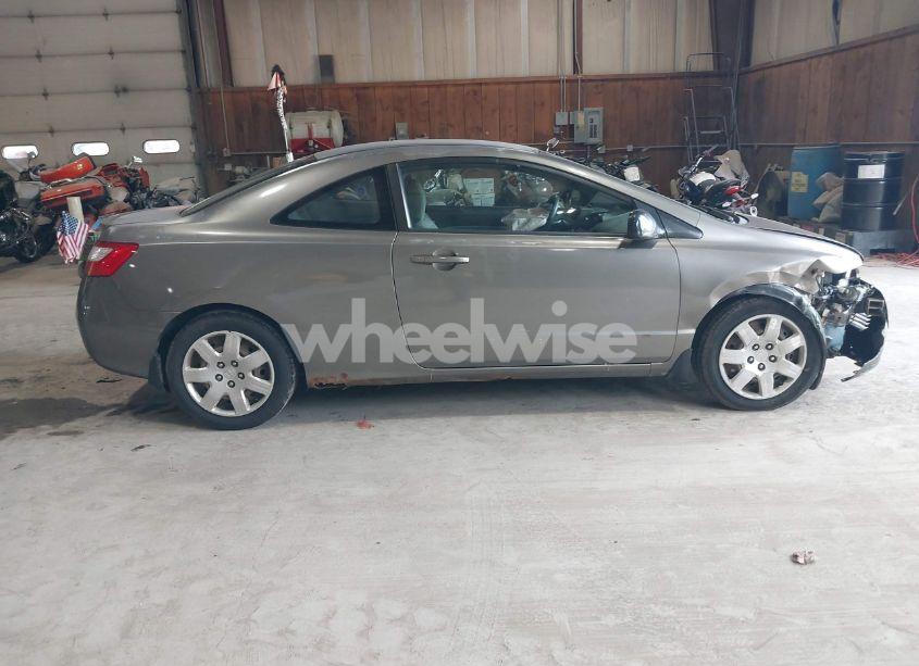 Photo 13 of 2008 Honda Civic LX (VIN 2HGFG11608H566800)