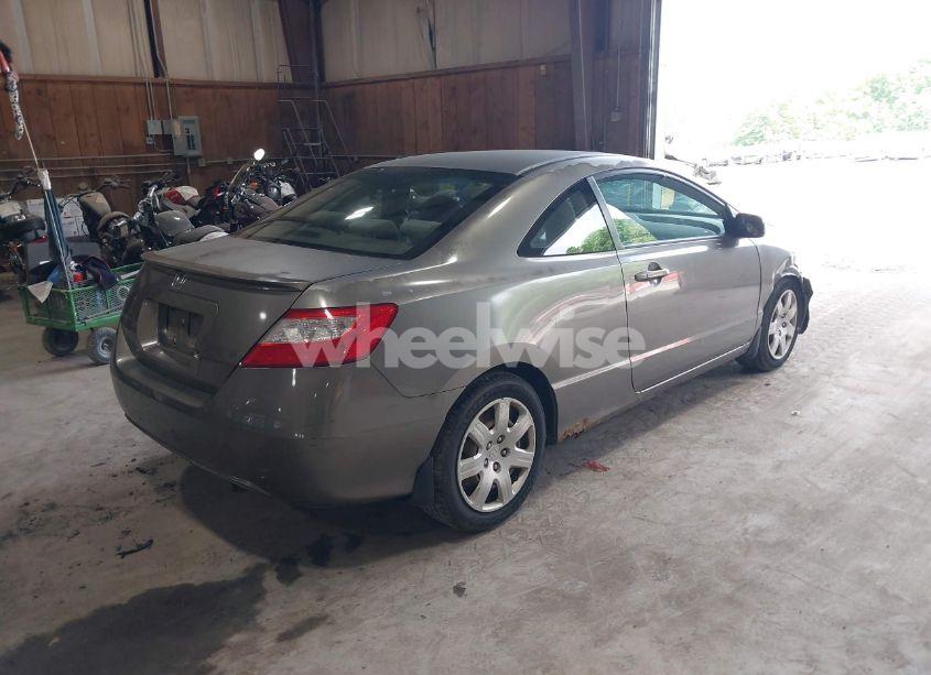 Photo 4 of 2008 Honda Civic LX (VIN 2HGFG11608H566800)
