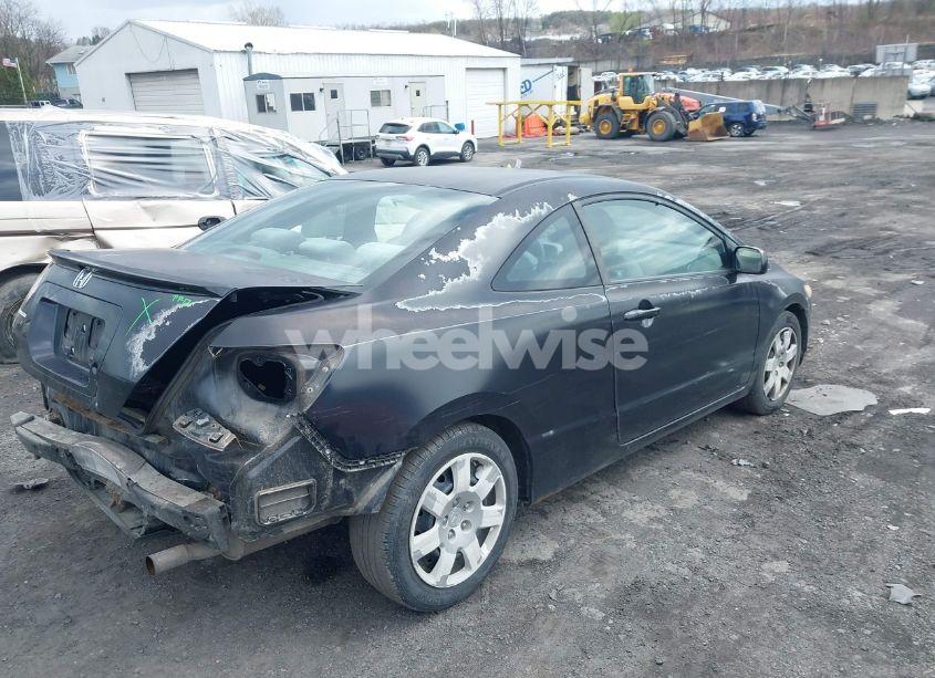 Photo 4 of 2008 Honda Civic LX (VIN 2HGFG11618H514205)