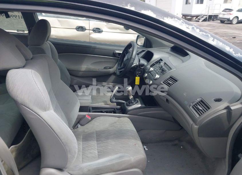 Photo 5 of 2008 Honda Civic LX (VIN 2HGFG11618H514205)