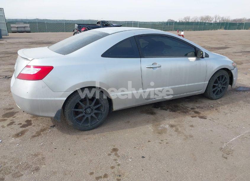 Photo 4 of 2006 Honda Civic LX (VIN 2HGFG11636H556940)