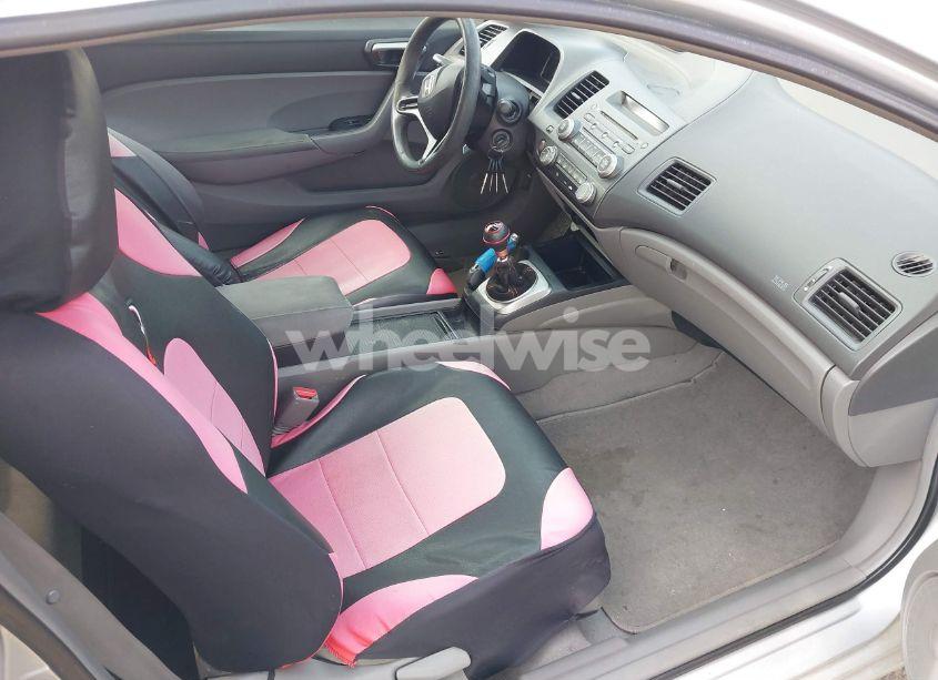 Photo 5 of 2006 Honda Civic LX (VIN 2HGFG11636H556940)