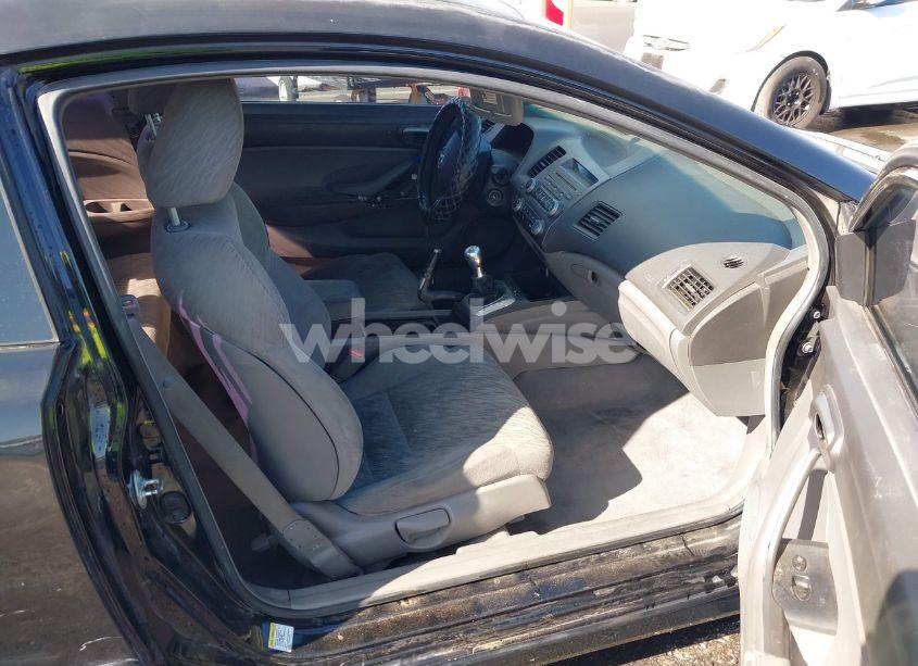 Photo 5 of 2007 Honda Civic LX (VIN 2HGFG11637H538455)