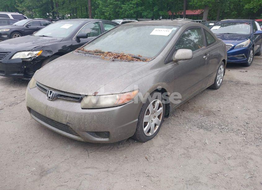 Photo 2 of 2008 Honda Civic LX (VIN 2HGFG11638H524802)