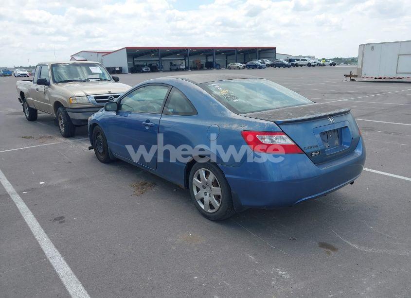 Photo 3 of 2008 Honda Civic LX (VIN 2HGFG11688H556967)