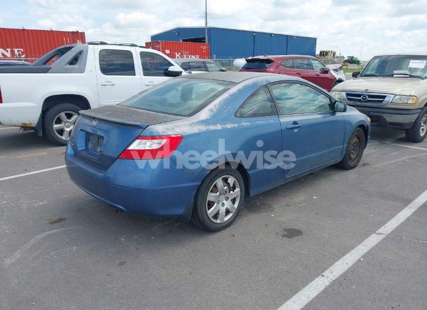 Photo 4 of 2008 Honda Civic LX (VIN 2HGFG11688H556967)