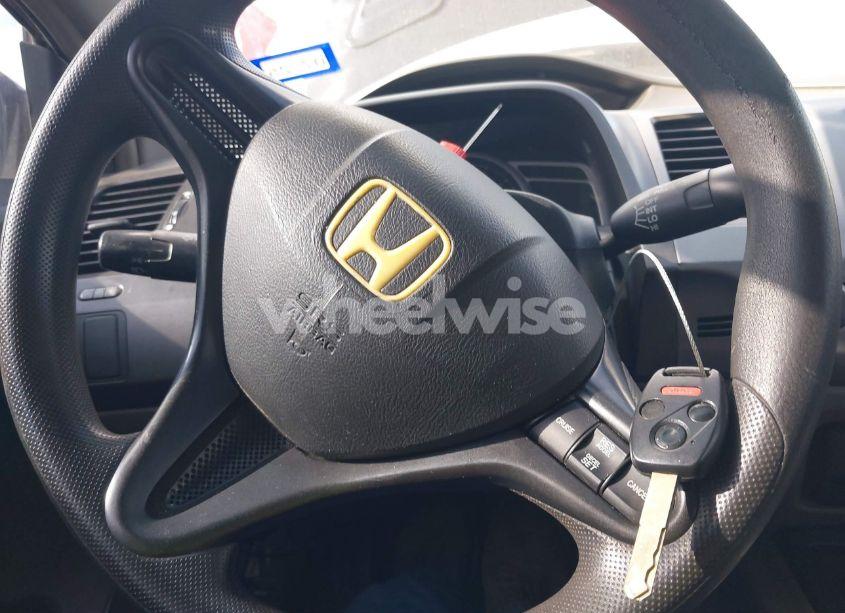 Photo 11 of 2008 Honda Civic LX (VIN 2HGFG11698H500746)