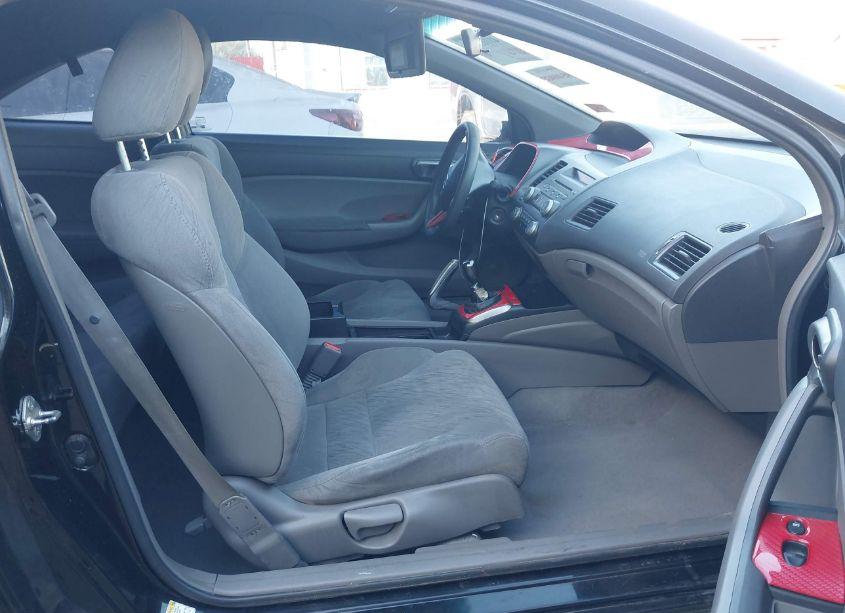 Photo 5 of 2008 Honda Civic LX (VIN 2HGFG11698H560042)